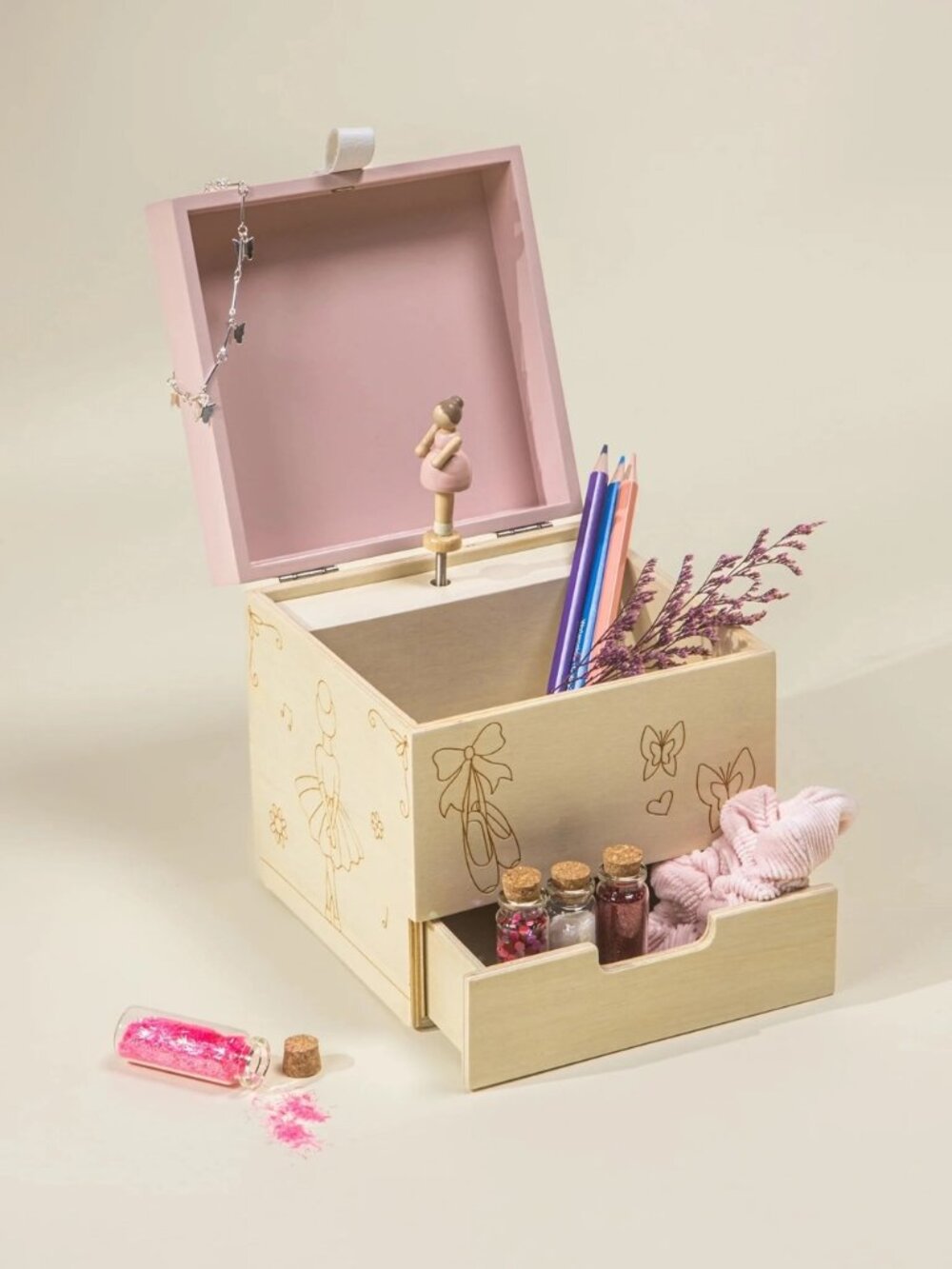 Wooden Musical Souvenir Box - Ballerina. Jewerly box